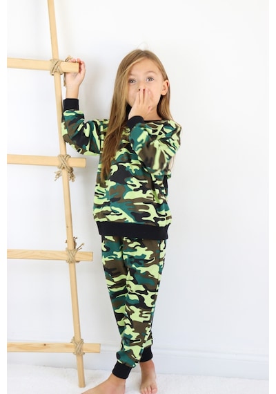 Harika Kids Kız-erkek Unisex Çocuk İki İplik Kumaş Orta Kalınlıkta Nakışlı Örme Basic Eşofman Takımı 001