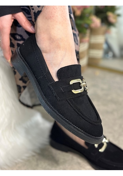 Günlük Kadın Loafer Klasik Alçak Topuklu Desenli Taban Zincirli Oval Burunlu Makosen Ayakkabı 100 Siyah Süet Altın Günlük Kadın Loafer Klasik Alçak Topuklu Desenli Taban Zincirli Oval Burunlu Makosen Ayakkabı 100 Siyah Süet Altın
