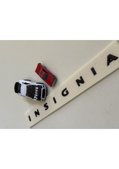 Insignia Piano Black Boşluklu Yeni Nesil Bagaj Yazısı 3m 3dbas