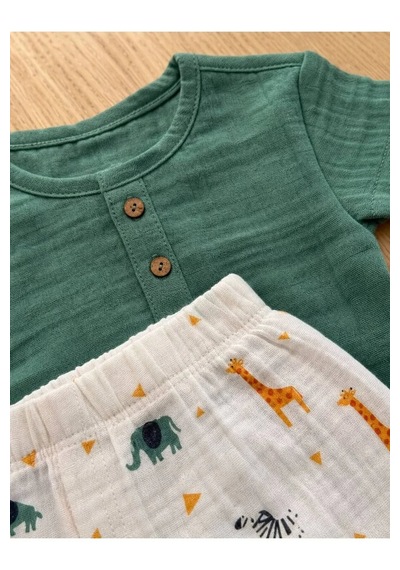 Ferasty İstanbul Unisex Çocuk Takım Şortlu Hayvan Desenli Yeşil