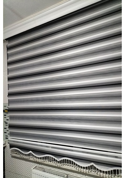 Zebra Stor Perde 15950 Siyah Gri Beyaz Geçişli Etekli Boncuklu Çocuk Odası Balkon Mutfak Perdesi Siyah