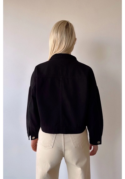 Siyah Çift Cepli Crop Yıkamalı Denim Ceket Bcdf-235401 Çok Renkli