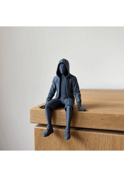 Zeroxo Kapüşonlu Siyah Maskeli Kahraman Raf Kenarı Figürü Oturan Gizemli Masaüstü Dekoru Ve Hediye 6x9 Cm