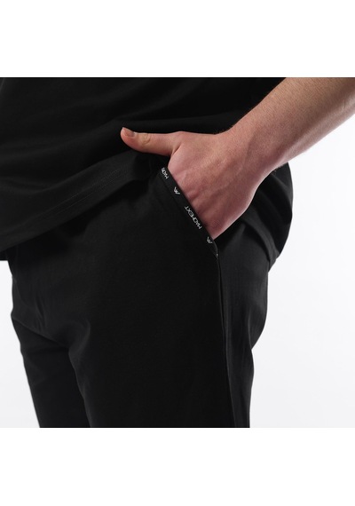 Madmext Siyah Basic Erkek Şort T-shirt Takımı E7307 Siyah