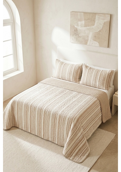 Ocean Home Textile Pamuklu Kapitoneli Bej Renk Çizgi Desen Çift Kişilik Yatak Örtüsü Seti 1 Adet 250 X 230 / 2 Adet 50 X 70 Cm