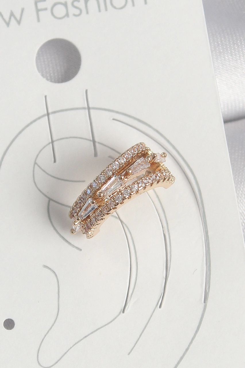 Pirinç Gold Renk Zirkon Taşlı 3'lü Sıralı Model Kadın Kıkırdak Küpe Gümüş