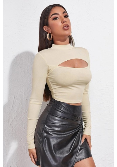Moda Dua Kadın Ekru Göğüs Dekolteli Uzun Kollu Cut Out Crop Top Bluz