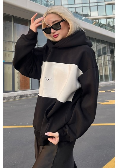 Siyah Renk Bloklu Şardonlu Sweatshirt Mg1544