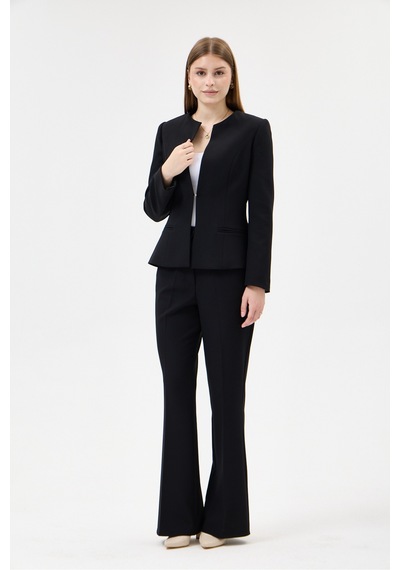 Velnara Moda Siyah Klasik Kadın Takım Elbise-sıfır Yaka Ceket & İspanyol Paça Pantolon Siyah - 927017052 Siyah Velnara Moda Siyah Klasik Kadın Takım Elbise-sıfır Yaka Ceket & İspanyol Paça Pantolon Siyah - 927017052 Siyah