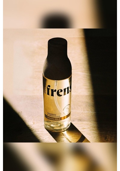 Being Frenshe Moon Milk Çok Amaçlı Vücut Saç Ve Kumaş Spreyi 150ml