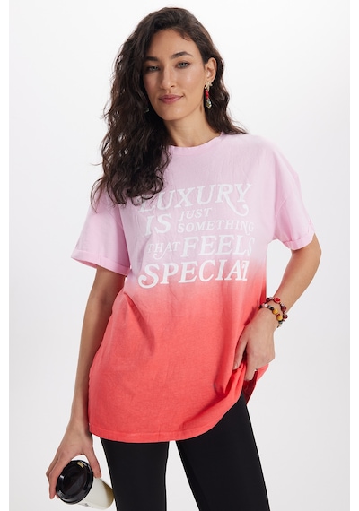 Tudors Kadın Slim Fit Dar Kesim %100 Pamuk Bisiklet Yaka Kısa Kollu Baskılı Pembe Tişört-50569