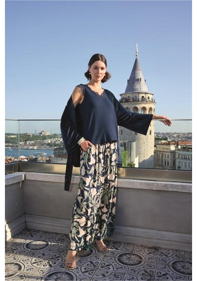 Lisinya Yaprak Desenli Ve Dantelli 3 Lü Pijama Takımı Lacivert