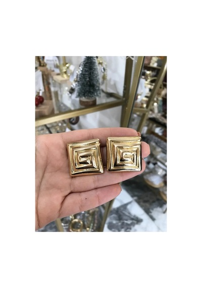 Gold Detaylı Kare Model Küpe Altın