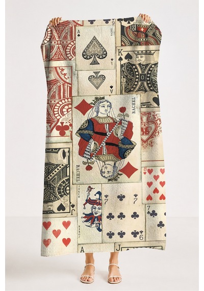 Poker Kartı Temalı Vintage Plaj Havlusu - Retro Oyun Konseptli Krem Kırmızı Mikrofiber Havlu Sakin Tozu