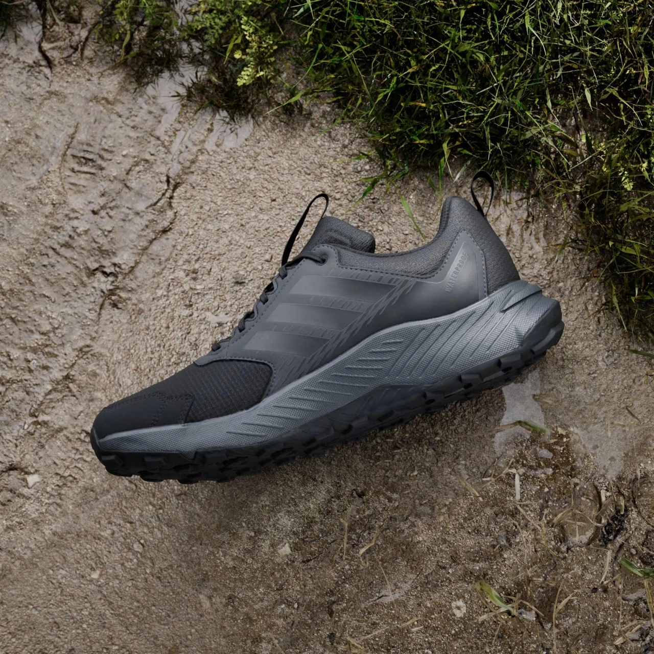 Adidas Terrex Tracefinder 2 Climaproof Trail Erkek Koşu Ayakkabısı C-adıjı0274e20a00 Siyah