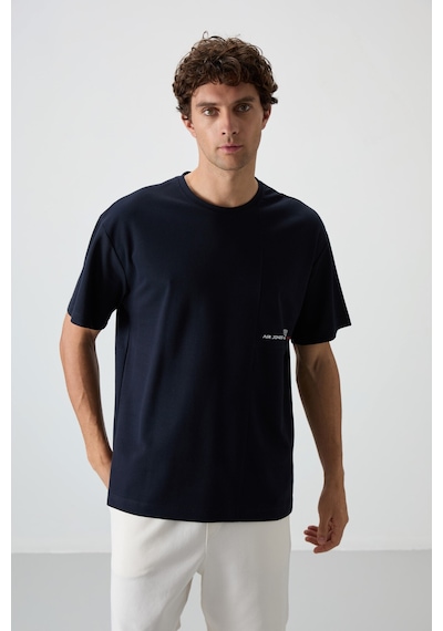 Air Jones Tommy Life Lacivert Pamuklu Kalın Yüzeyi Dokulu Oversize Fit Baskılı Erkek T-shirt - 88370 Lacivert Air Jones Tommy Life Lacivert Pamuklu Kalın Yüzeyi Dokulu Oversize Fit Baskılı Erkek T-shirt - 88370 Lacivert