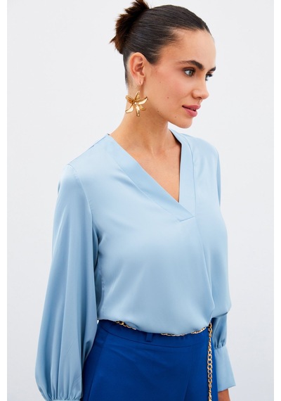 Sateen V Yaka Saten Bluz - Bebe Mavi-134904 Bebe Mavi