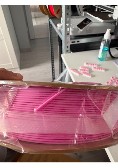 Kişiye Özel İsimli Okul Çantası Anahtarlığı / 3d Baskı Fuşya