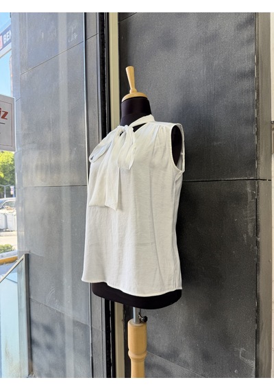 Pera Moda Sıfır Kol Fularlı Modal Yazlık Kadın Gömleği Beyaz