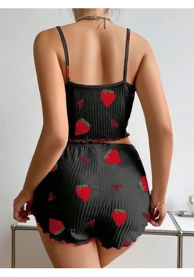 Emvera Kadın Pamuklu Siyah Üstüne Çilek Desen Fitilli Askılı Şortlu Pijama Takımı