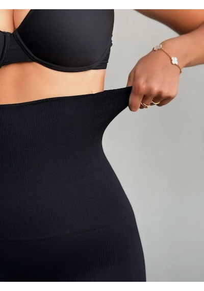 Mistirik Irina Model Tayt Sıkılaştıran Ve Toparlayıcı Şekillendirici Etkili Push Up Şort Siyah Renk SiYAH