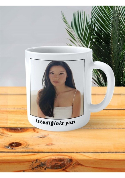Lucy Liu Baskılı Kupa Bardak Kişiye Özel Desen 2 Çok Renkli