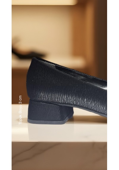 Altın Pabuç Kadın Topuklu Ayakkabı - Siyah Stiletto, Yumuşak İç Tabanlı Rahat Model Siyah