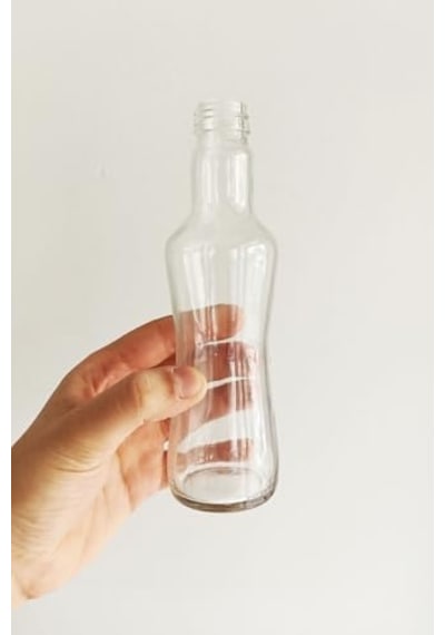 250 Ml Şeffaf İnce Belli Kapaklı Cam Şişe 250 Cc Meşrubat Şişesi 6 Adet Beyaz Kapak 7009