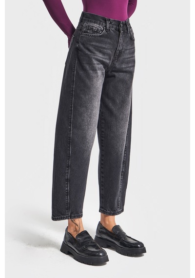 Itsbasic Kadın Koyu Füme Renk Venüs 2w5-1 Carrot Fit Rahat Kesim %100 Koton Denim Jean Itsbasic Kadın Koyu Füme Renk Venüs 2w5-1 Carrot Fit Rahat Kesim %100 Koton Denim Jean