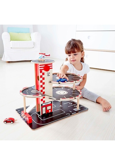 Hape Park & Go Oyuncak Garaj