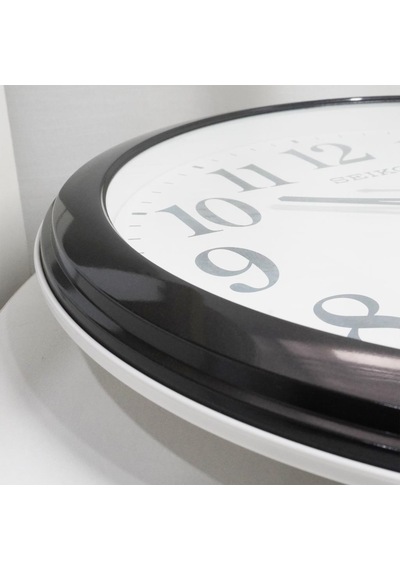 Seiko Qxa776k Plastik Kasa Otomatik Işıklı Sensörlü Dekoratif Analog Duvar Saati Çok Renkli