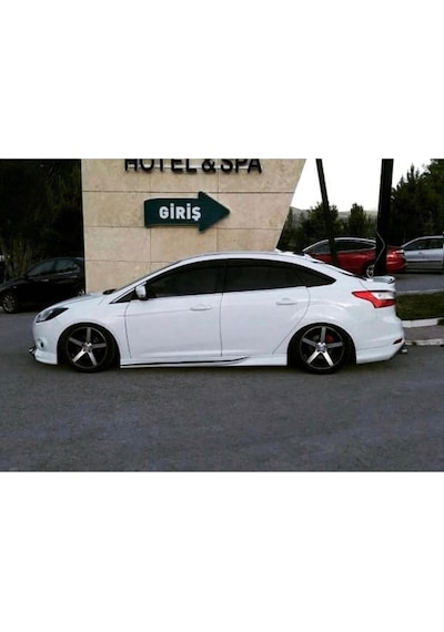 Ford Focus 3-3.5 Yan Marşpiyel Takım Boyasız