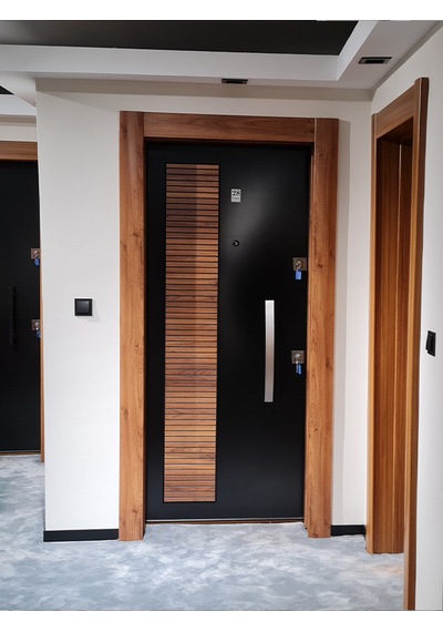 Çelik Kapı Modelleri Ahşap Kaplama Kabartmalı Daire Kapısı Sağ 2