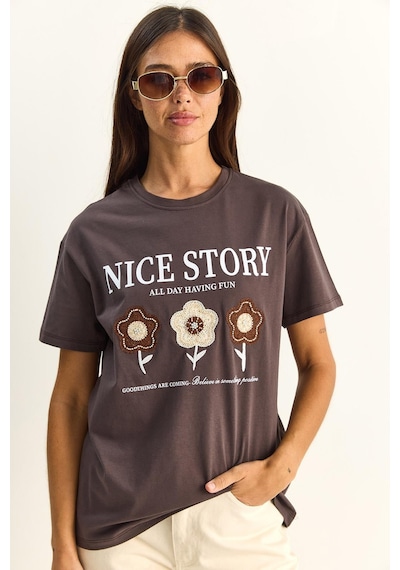 Shade Kadın Nice Story Yazı Ve Nakış Detaylı Relaxed Fit T-shirt 7635 60286116 - Kahverengi
