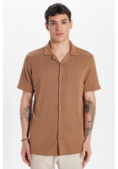 Tudors Erkek Slim Fit Dar Kesim Kısa Kollu Örme Doku Apaş Yaka Kahverengi Gömlek-33044 Kahverengi