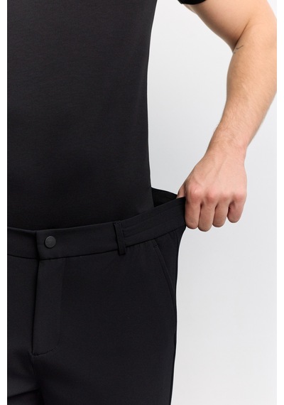 Avva Erkek Siyah Yanı Lastikli Kırışmaz Hızlı Kuruyan Teknik Kumaş Slim Fit Pantolon A62y3077