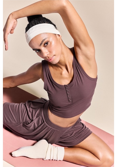 Defacto Esnek Kumaş Crop Top Düğmeli Yaka Sporcu Kahverengi Atlet H1218ax26hsbn130 Kahve-bn130