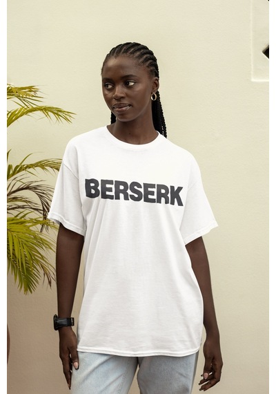 Guts Berserk Sırt Baskılı Unisex Oversize Anime Tişört Beyaz