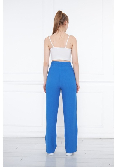 Thiff Gymwear Siyah Beli Lastikli Bol Paça Çift Cepli Yüksek Bel Bürümcük Örme Kadın Pantolon Saks Mavi Thiff Gymwear Siyah Beli Lastikli Bol Paça Çift Cepli Yüksek Bel Bürümcük Örme Kadın Pantolon Saks Mavi