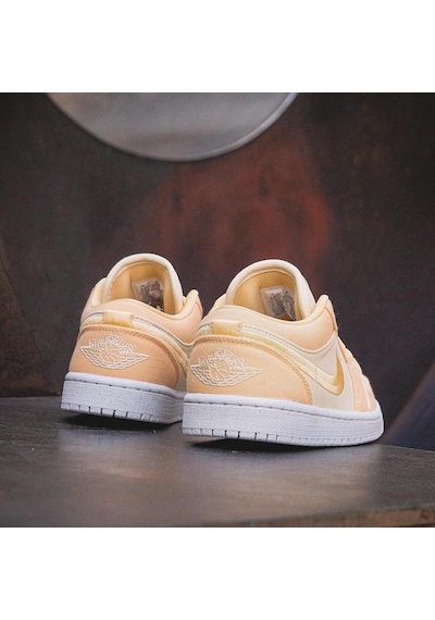 Nike Air Jordan 1 Low Dv0426-200 Kadın Sneaker 001