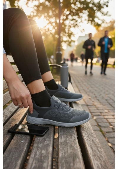 Enoch Kadın Esnek Tabanlı Günlük Spor Ayakkabı Slip-on Yürüyüş Sneaker Füme