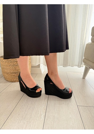 Asmi Shoes Kadın Belon Siyah Kırışık Rugan 11 Cm Platformlu Dolgu Topuklu Ayakkabı Siyah Rugan Kırışık Siyah Asmi Shoes Kadın Belon Siyah Kırışık Rugan 11 Cm Platformlu Dolgu Topuklu Ayakkabı Siyah Rugan Kırışık Siyah