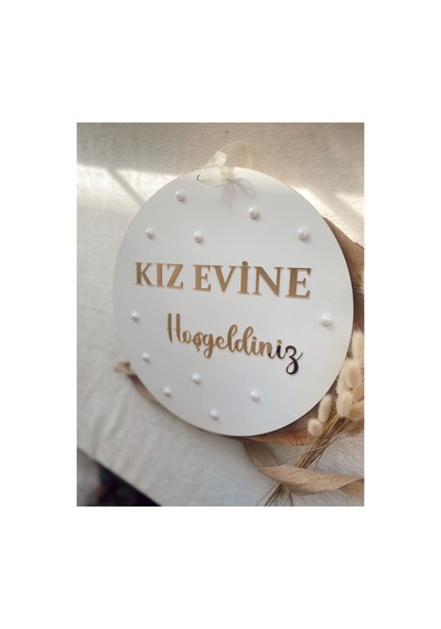Kız Evine Hoşgeldiniz Gold Ve Gümüş Pleksi İnci Detaylı Renkli