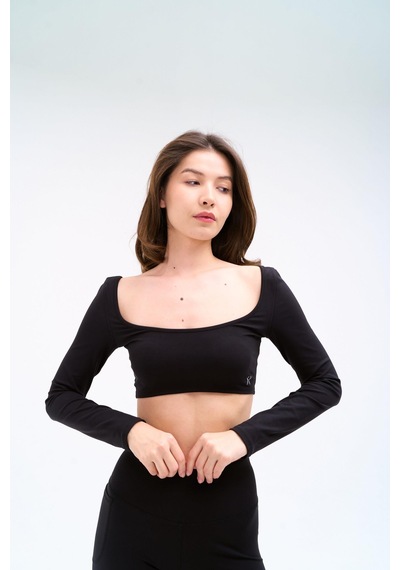 Normal People Sora - Uzun Kollu Toparlayıcı Crop/ Şeftali Dokulu Peach Skin Kumaş Siyah