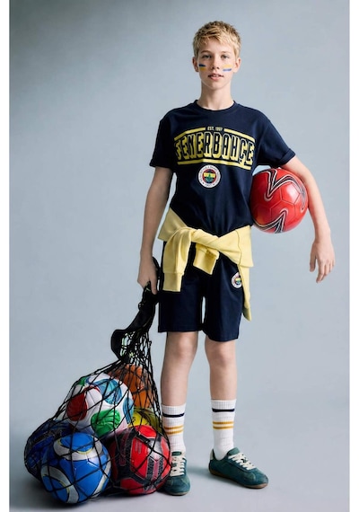 Defacto Fenerbahçe Kısa Kollu Pijama Üst Şort Pijama Alt 2li Pijama Takımı Erkek Çocuk H7578a826hsın42 İndigo-ın42 Defacto Fenerbahçe Kısa Kollu Pijama Üst Şort Pijama Alt 2li Pijama Takımı Erkek Çocuk H7578a826hsın42 İndigo-ın42