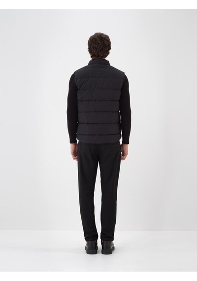 Xint Siyah Formunu Koruyan Regular Fit Yelek 190578