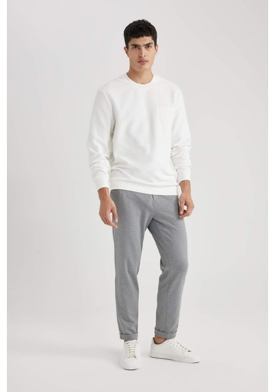 DeFacto Regular Fit Bisiklet Yaka Dokulu Cepli Sweatshirt B6497AX24SPWT32