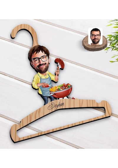Kişiye Özel Erkek Mangalcı Karikatürlü Standart Boy Ahşap Elbise