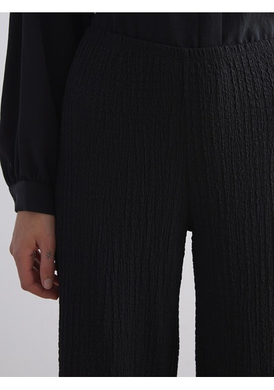 Lcw Modest Siyah Beli Lastikli Dokulu Geniş Paça Kadın Pantolon
