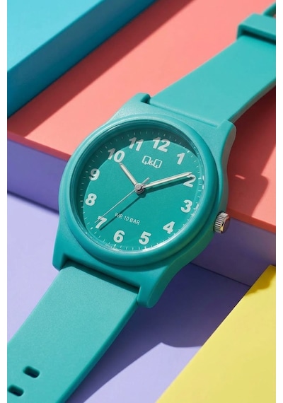 Q&q Qcg2221 Jade Green Rakamlı Silikon Kordonlu 38 Mm Su Geçirmez Unisex Kol Saati Yeşil